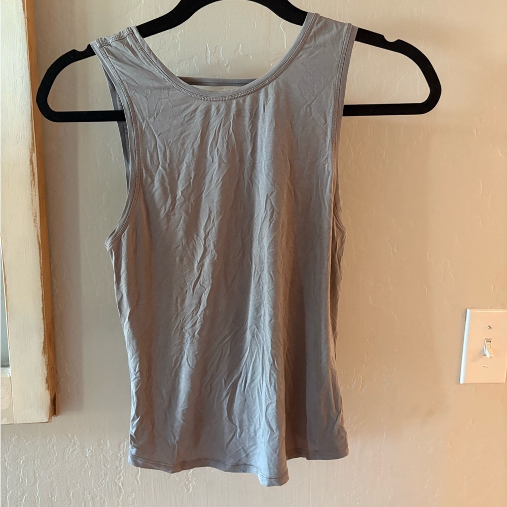Lululemon Athletica Fitted Gray Tank Top